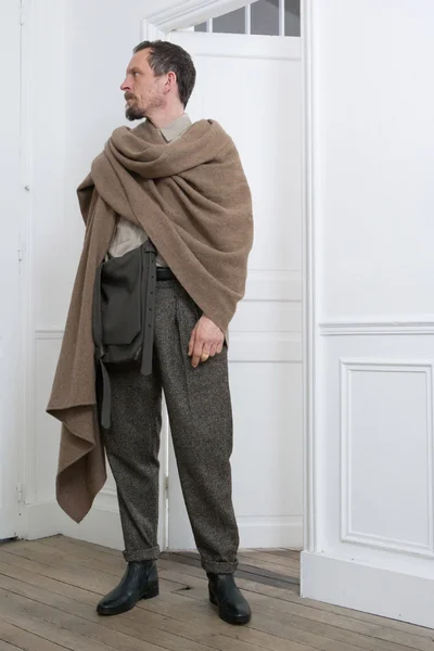 Look 10